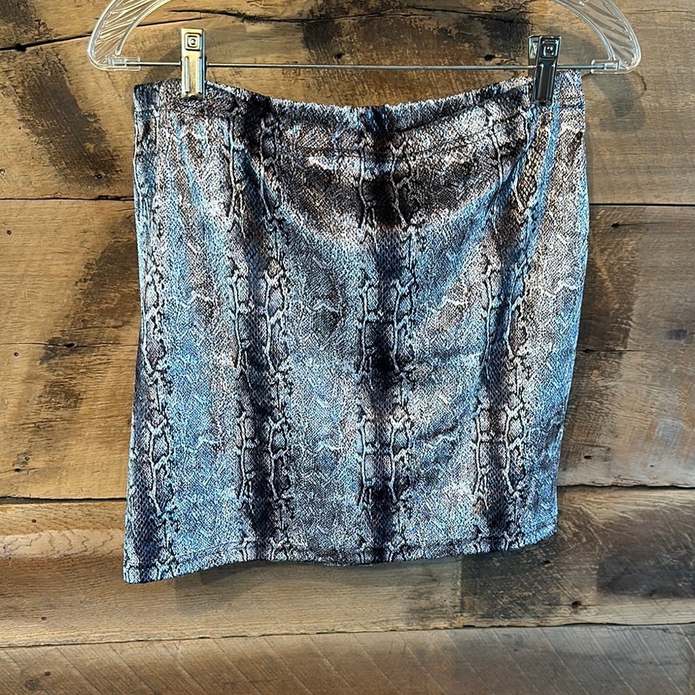 SHEIN snake print Pencil Mini Skirt